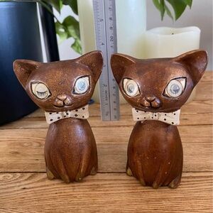 Set of 2 Lego Japan Winking Cat Salt and Pepper Shakers
